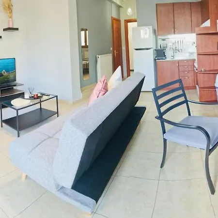 Despy's House Near To Sea And To The Airport Skg Apartment